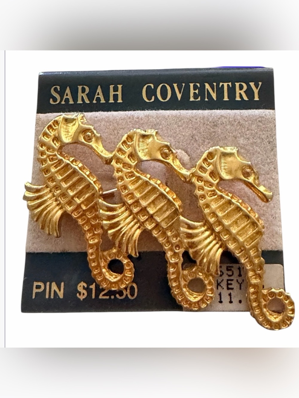 Vintage Sarah Coventry Gold Tone Seahorse Trio Brooch on Original Card NOS - Picture 4 of 5